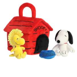 Snoopy's Dog House Play Set